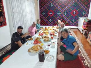 Chyngyz Guest House - Kyzart - 3