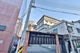 Changwon Jinhae Hotel Two Hearts - Changwon - 2