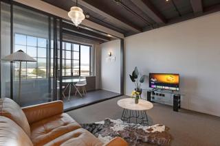 Cozy Studio - Private Balcony Bath and Tub - Lower Hutt - 1