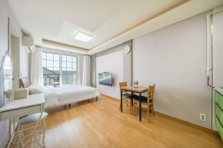 Gangneung Windmill Pension Pet friendly - 3