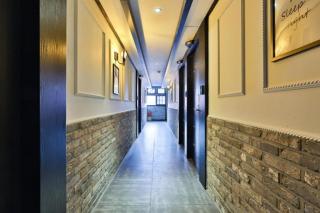 Changwon Masan Hotel Lucas - Changwon - 4