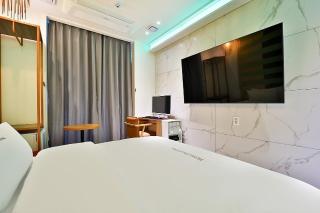 Incheon Hotel California Geomdan New Town - Kimp'o - 2