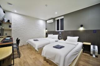 Cheongju The & Just Stay Chungbuk University Branch - 8