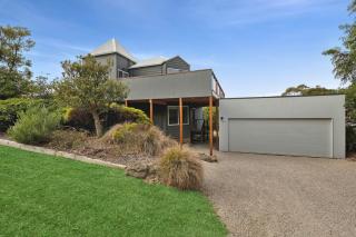 Lighthouse Views - Aireys Inlet - 1