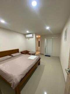 TKH The Bed - Ban Khlong Bang Krathiam - 7