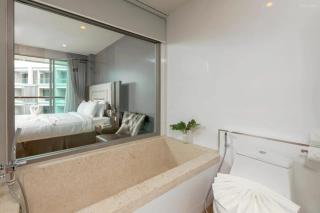 C178 The Regent 2BR Retreat-Walk to Cafés & Beach - 6