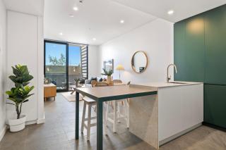 Modern Studio with Rooftop and BBQ Access - 8