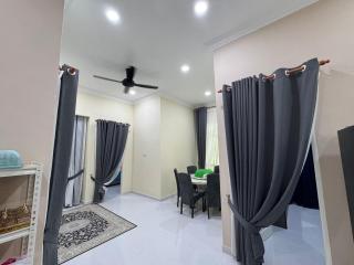 Strategic Location SH 92 Homestay - Kampung Raja - 1