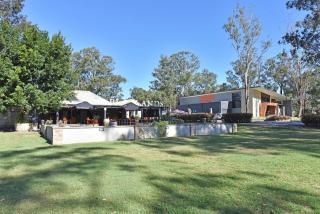 Blaxlands Homestead with Hot Tub walk to Concerts, Weddings and Wineries - Pokolbin - 4