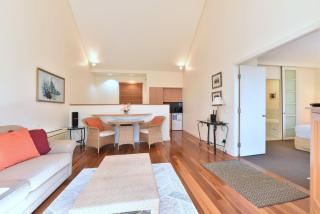 Private 1bdr Villa Champagne located within Cypress Lakes Resort - Pokolbin - 8