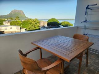AA Sea-view and Mountain view Apartment - La Gaulette - 2