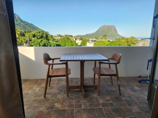 AA Sea-view and Mountain view Apartment - La Gaulette - 6