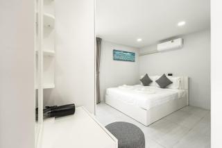 V192 Brand New Golf side 5BR Villa with Private Pool - 2