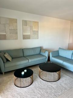 Newly Renovated City & Beach Apartment - Fuengirola - 2