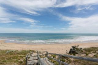Pet-friendly Beachfront Family Getaway With Views - Mandurah - 9