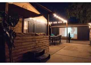 Single Story 3BR Downtown Oasis Hot Tub Mini Golf Premium Amenities - St. George - 2