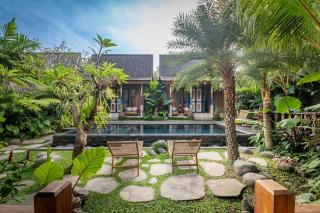 Kubu Kayu Villas - Seminyak - 1