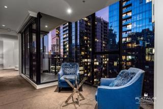 Platinum Luxury Stays The Grande Large 4 BRM 3 Bath Apt - 3