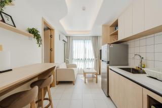 C190 Sleek 1BR with Infinity Pool, Gym, Rooftop - Kamala Beach - 4