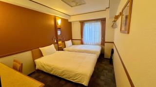 Toyoko Inn Shin-yokohama Ekimae Honkan - 7