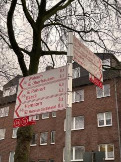 Geräumiges 2 Zimmer Bungalow in Messenähe - Duisburg - 4