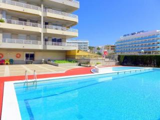 Hogaristic - Céntrico apartamento con piscina - Salou - 0