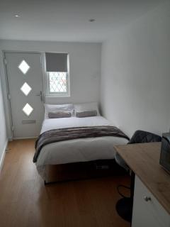 The Southend Airport Lodge - 8