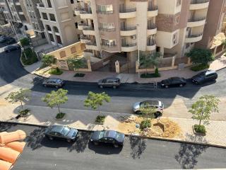 Modern 3-BR in New Cairo Lotus - Cairo - 6