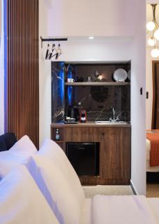 Dema Luxury Suites - Romvis - Atene - 3