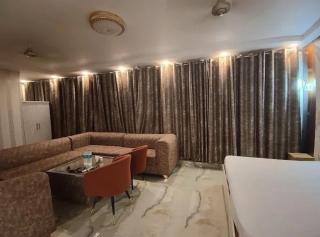Hotel O Faridabad Railway Station Formerly Hotel Royals Paradaise - Faridabad - 3