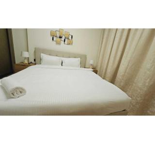 OYO HOME 1405 Spacious 1bed In Jvc Be - 2