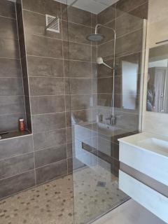 le cocon sarladais, appartement centre ville avec balcon et parking privé - Sarlat-la-Canéda - 9