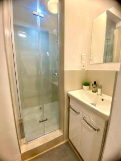 Bunker apartment in the Old Town - Bratislava - 9