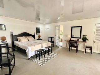 Central, Sea, Mountain View, Beach, Shops and Dinings - Phú Quốc - 7