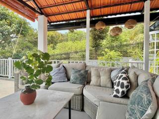 Central, Sea, Mountain View, Beach, Shops and Dinings - Phú Quốc - 5