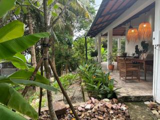 Central, Sea, Mountain View, Beach, Shops and Dinings - Phú Quốc - 4