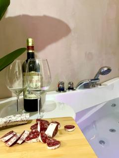 Suite Evasion, Baignoire Balneo - Nîmes - 2