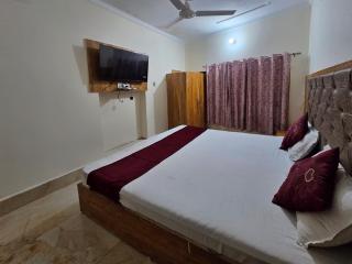 Hotel New Snow Palace - Dharamsala - 4