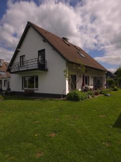 Haus Sengbach im Bergischen Land mit 2 Schlafzimmern - Leichlingen - 0