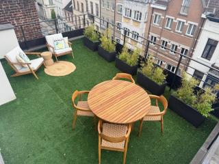 Stylish Penthouse in BXL with 2 Panoramic Terraces - 8