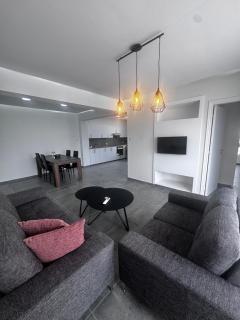 Lux Apartments - Larnaca - 5