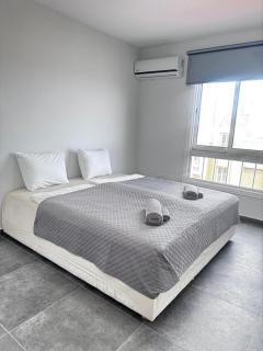 Lux Apartments - Larnaca - 1