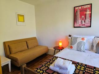 The Robin House in Ravelston - 2