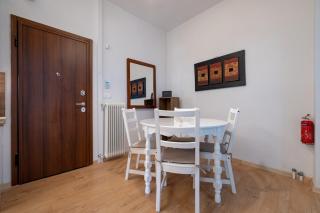 2BR Stay in Vibrant Kerameikos by ΜΡS - 4