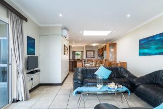 Les Dauphine 16 - FAMILY ONLY - Ballito - 9