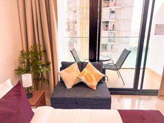 Central Stay Studio Apartment near Cleveland and Abu Dhabi Mall - Abu Dhabi - 7