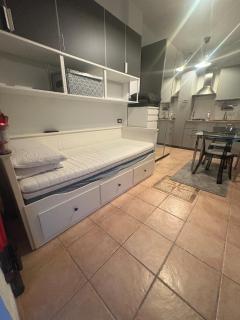 Le Petite Studio-Interno cortile di charme - Turim - 4