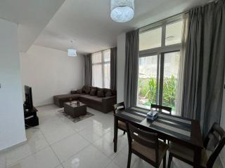 3 Bedroom Villa in Vardon Cluster Damac Hills 2 Peaceful Family Retreat By al sarya Holiday Homes - Dubai - 3