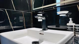 OYO HOME 1457 Premium 1bed Apartment In Jvc Bh - 1