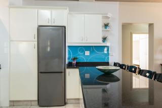 Miramar 3 - FAMILY ONLY Max 4 adults and 4 children - Ballito - 7